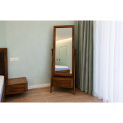 CALIFORNIA bed and floor mirror
