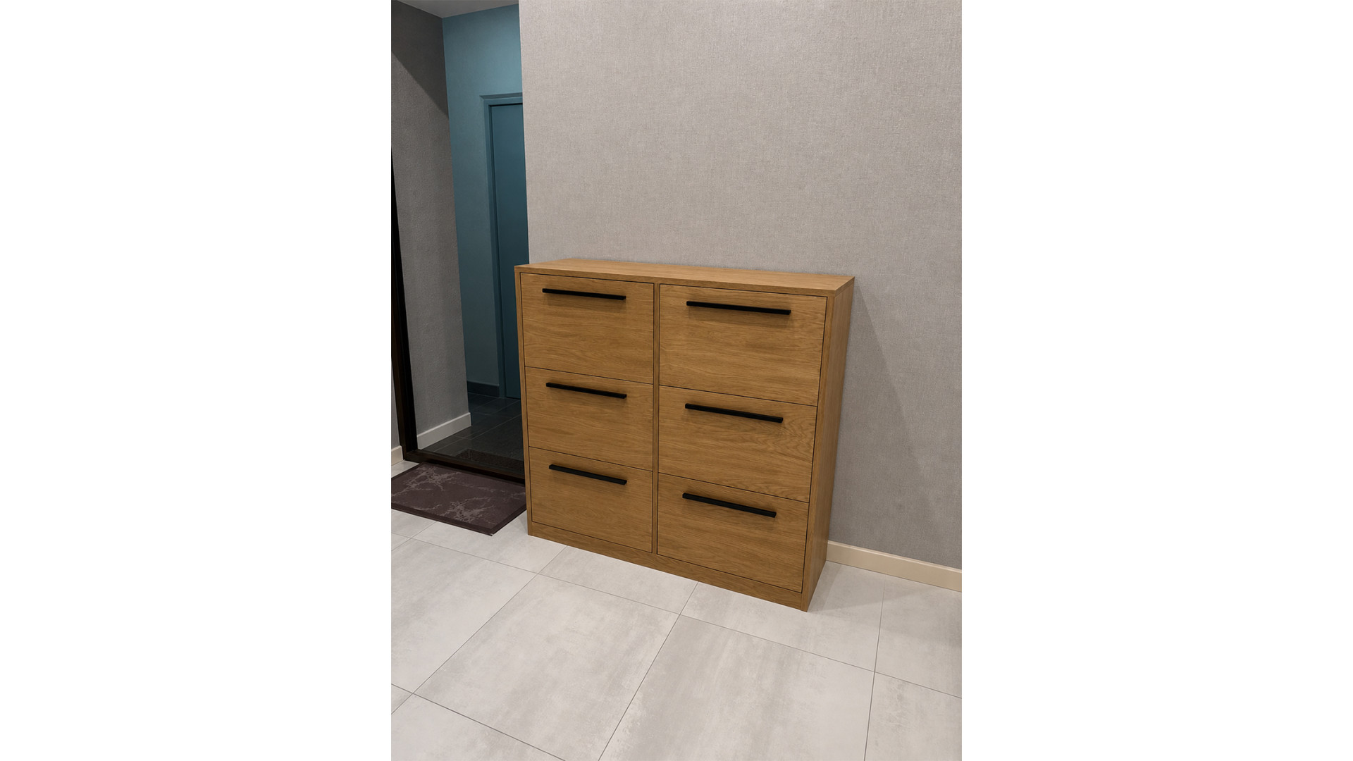 Shoe cabinet